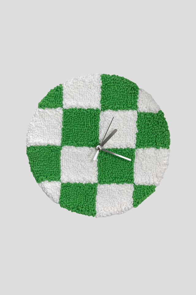 [ 2/22 OPEN ] Checkerboard silent tufting wall clock