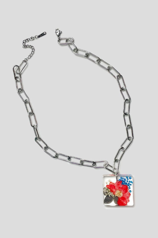 Marian necklace
