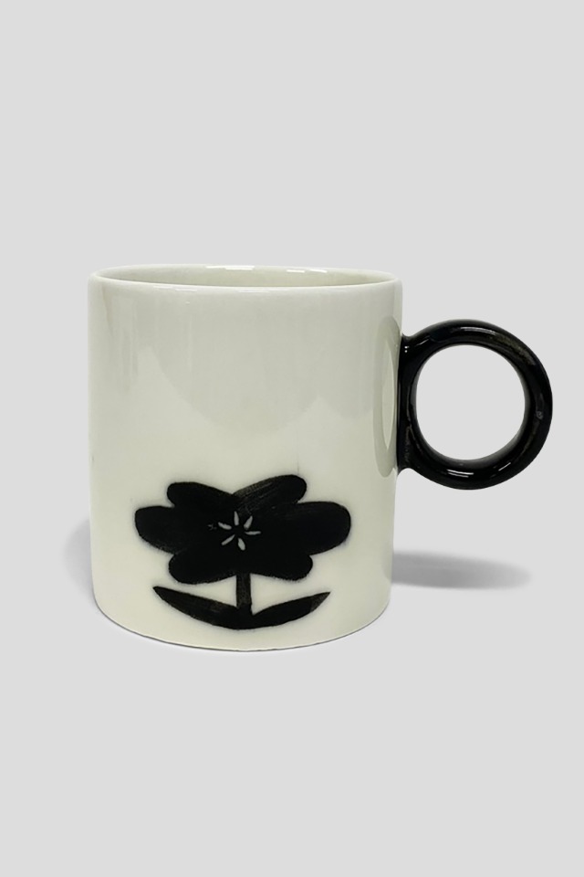 Flower Ring Mug black